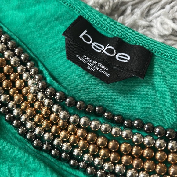 bebe size small one shoulder, cold shoulder top. - Picture 2 of 3